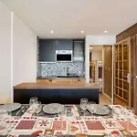 Cozy Renovated With Panoramic Mountain View - Le Serac Apartment *