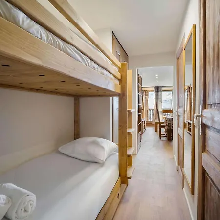 Lägenhet Cozy Renovated With Panoramic Mountain View - Le Serac *