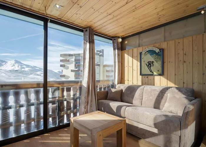 Cozy Renovated With Panoramic Mountain View *